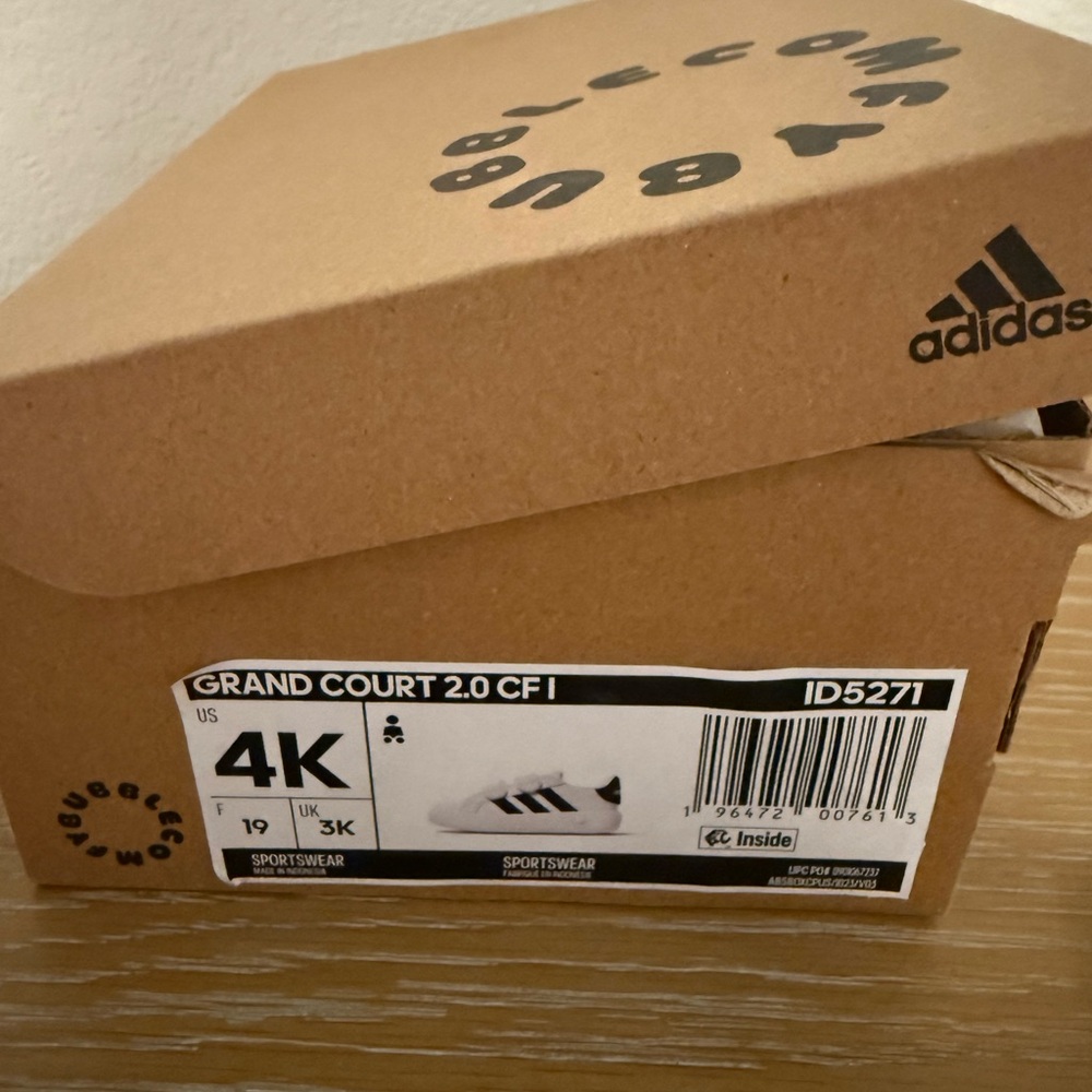 NWT adidas Grand Court 2.0 CFI Kids Shoes - White/Black